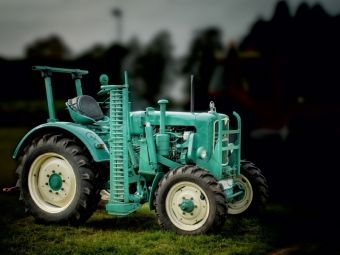 Produktbild: CALVENDO Puzzle Oldtimer Traktor MAN | 1000 Teile Lege-Gr&ouml;&szlig;e 64x48cm Foto-Puzzle f&uuml;r gl&uuml;ckliche Stunden