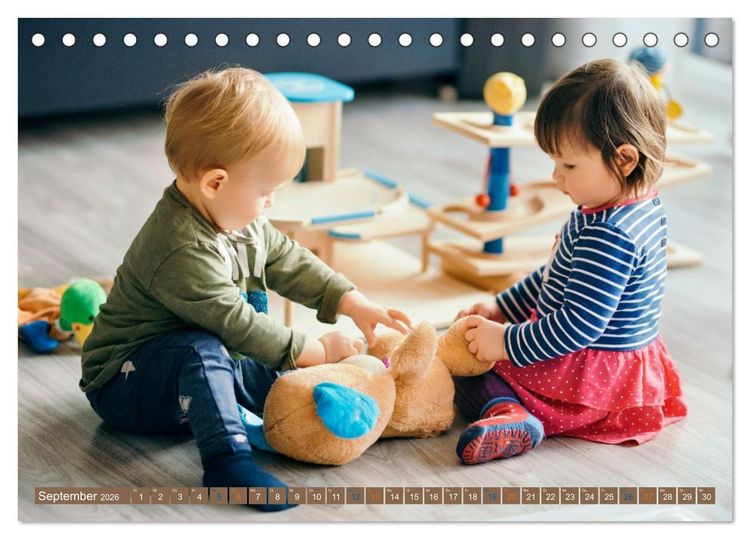 Produktbild: Traumberuf - Erzieher:innen in der Kinderkrippe (Tischkalender 2026 DIN A5 quer), CALVENDO Monatskalender