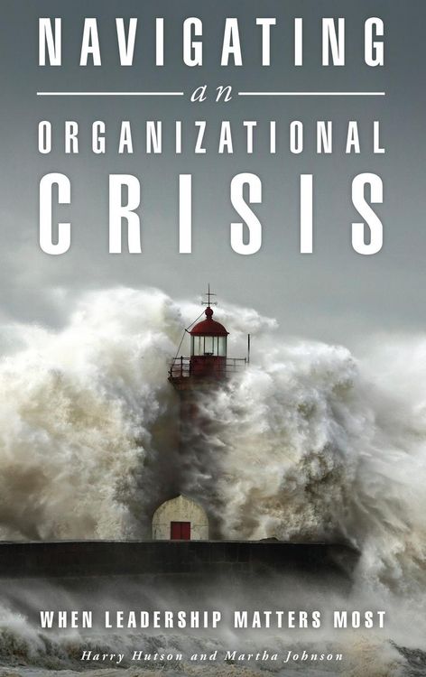 Produktbild: Navigating an Organizational Crisis