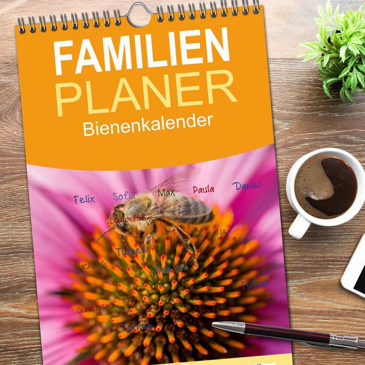 Produktbild: Familienplaner 2026 - Bienenkalender mit 5 Spalten (Wandkalender, 21 x 45 cm) CALVENDO