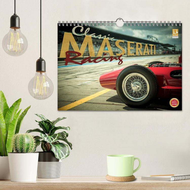 Produktbild: Classic Maserati Racing (Wandkalender 2025 DIN A4 quer), CALVENDO Monatskalender