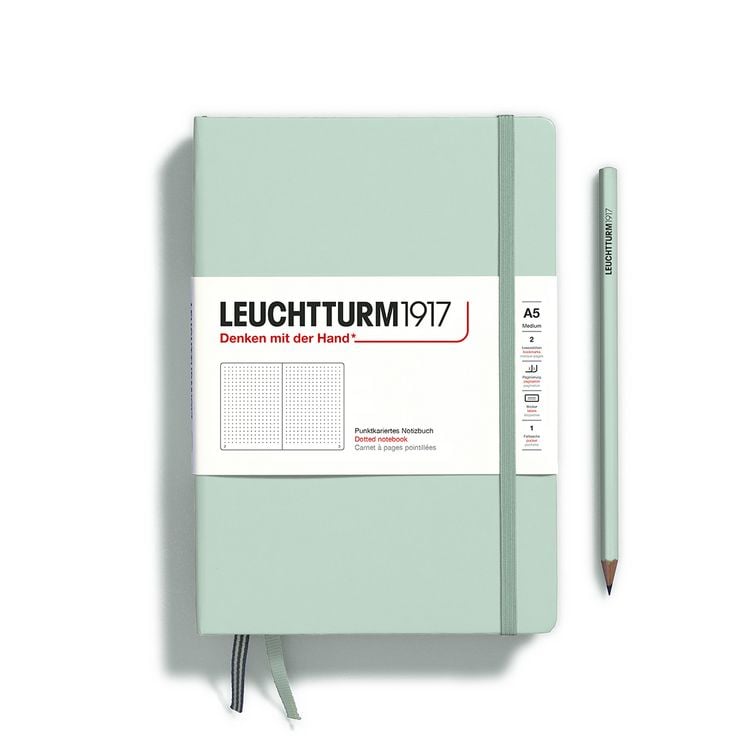 Produktbild: Notizbuch Medium (A5), Hardcover, 251 nummerierte Seiten, Mint Green, dotted