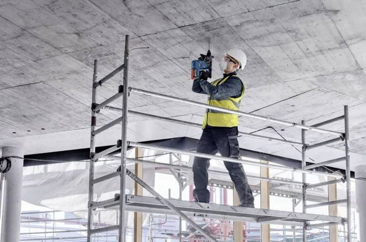 Produktbild: Bosch Professional GBH 18V-24 C SDS-Plus-Akku-Bohrhammer 18V Li-Ion b&uuml;rstenlos, ohne Akku