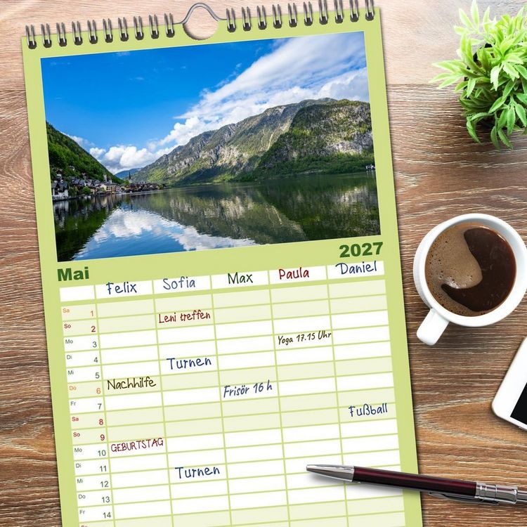 Produktbild: Familienplaner 2027 - Traumziel Hallstatt in &Ouml;sterreich mit 5 Spalten (Wandkalender, 21 x 45 cm) CALVENDO