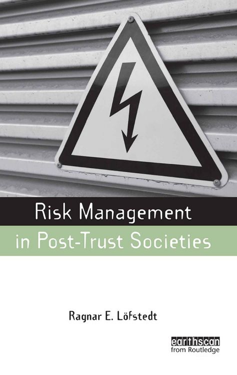 Produktbild: Risk Management in Post-Trust Societies