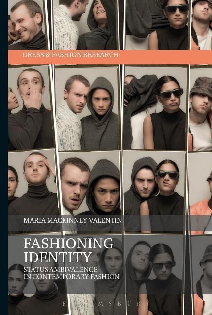 Produktbild: Fashioning Identity