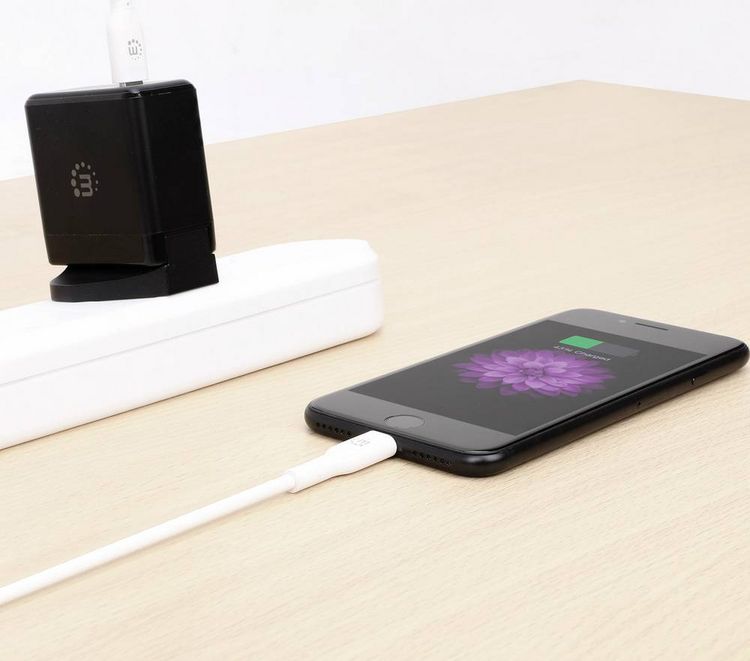 Produktbild: Manhattan USB-Kabel USB-C&reg; Stecker, Apple Lightning Stecker 0.50m Wei&szlig; 394505