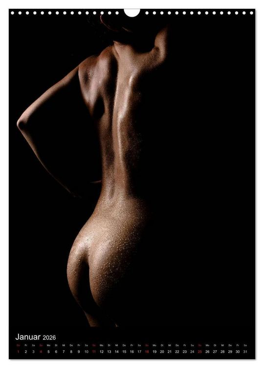 Produktbild: WET AND WILD GIRLS CALENDAR (Wandkalender 2026 DIN A3 hoch), CALVENDO Monatskalender