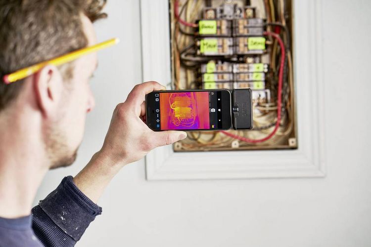 Produktbild: FLIR One Pro Android USB-C Handy W&auml;rmebildkamera -20 bis +400&deg;C 160 x 120 Pixel 8.7Hz