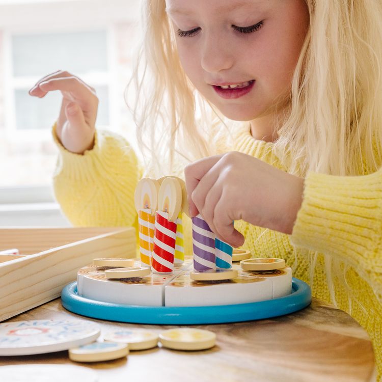 Produktbild: Melissa & Doug Geburtstagskuchen aus Holz