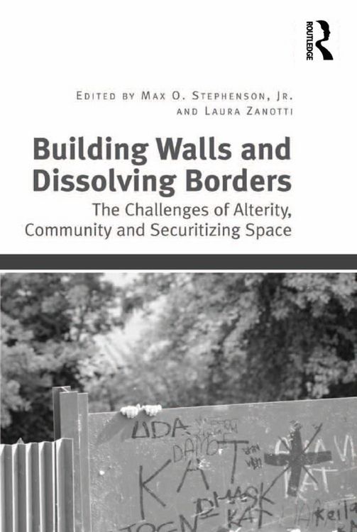 Produktbild: Building Walls and Dissolving Borders