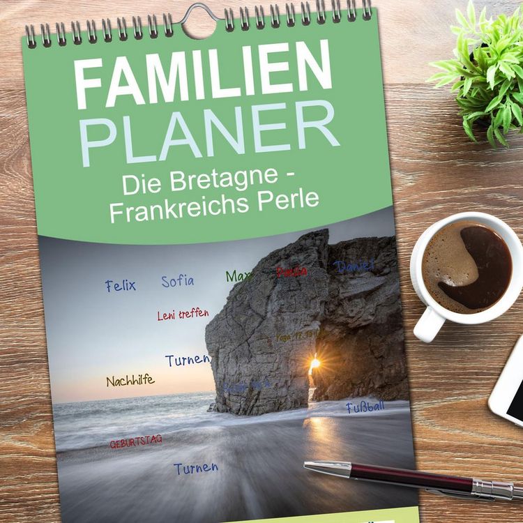 Produktbild: Familienplaner 2026 - Die Bretagne - Frankreichs Perle mit 5 Spalten (Wandkalender, 21 x 45 cm) CALVENDO