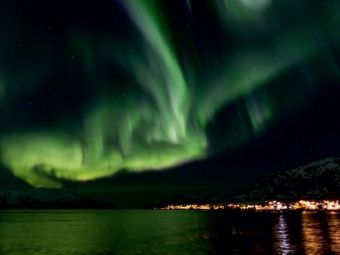 Produktbild: CALVENDO Puzzle Am Kaltfjord bei Troms&oslash; 1000 Teile Puzzle quer | 1000 Teile Lege-Gr&ouml;&szlig;e 64 &times; 48 cm Foto-Puzzle f&uuml;r gl&uuml;ckliche Stunden