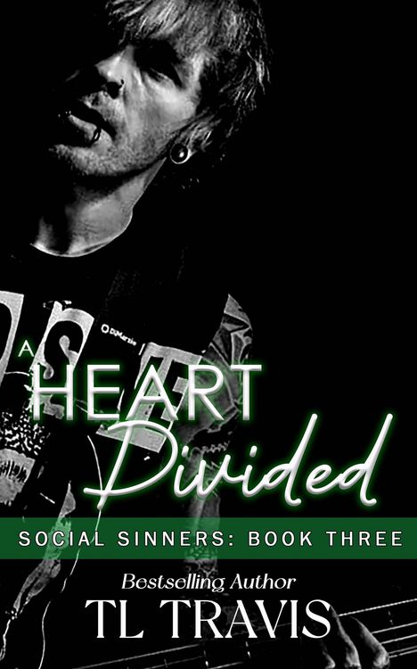 Produktbild: A Heart Divided (Social Sinners, #3)