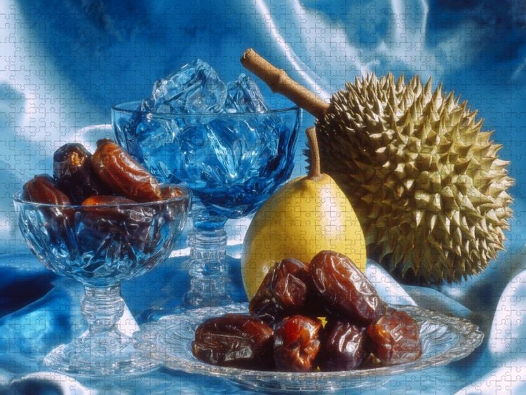 Produktbild: CALVENDO Puzzle Stillleben mit Datteln, Durian und Birne | 1000 Teile Lege-Gr&ouml;&szlig;e 64x48cm Foto-Puzzle f&uuml;r gl&uuml;ckliche Stunden