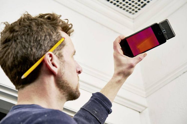 Produktbild: FLIR One Pro iOS Handy W&auml;rmebildkamera -20 bis +400&deg;C 160 x 120 Pixel 8.7Hz