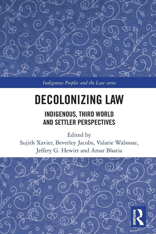 Produktbild: Decolonizing Law