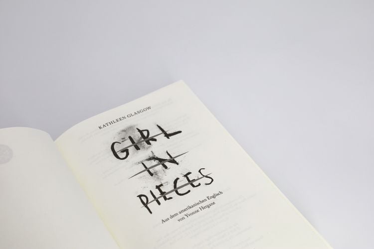 Girl in Pieces