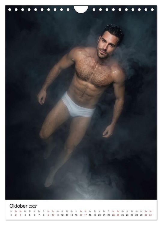 Produktbild: Floating Men - maskuliner K&ouml;rperbau in vollkommener Entspannung (Wandkalender 2027 DIN A4 hoch), CALVENDO Monatskalender