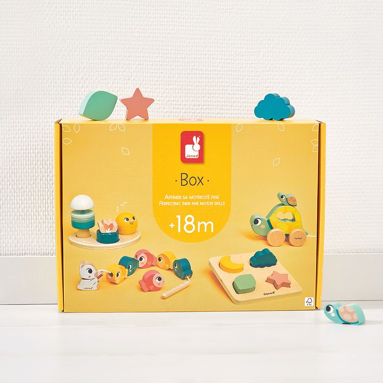 Produktbild: Entwicklungsbox mit 4 Spielzeugen ab 18 Monaten &ndash; Ziehspiel, Musik u. Puzzle