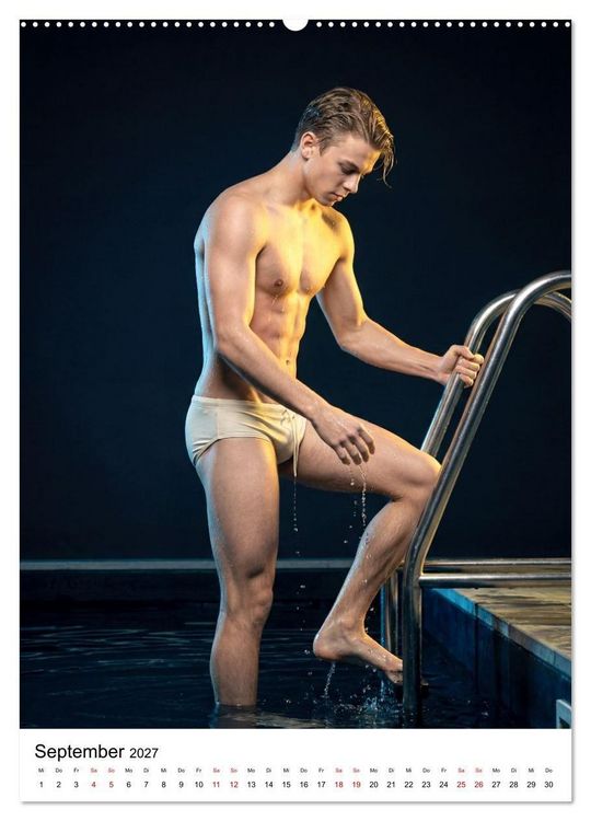 Produktbild: Im Bann des Wassers - Athletische &Auml;sthetik m&auml;nnlicher Schwimmer (Wandkalender 2027 DIN A2 hoch), CALVENDO Monatskalender