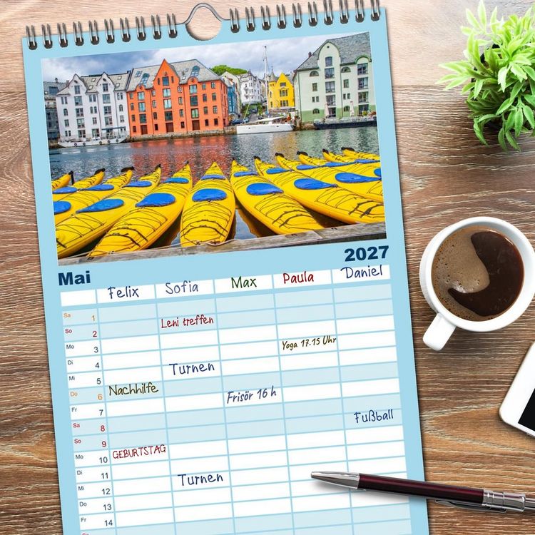 Produktbild: Familienplaner 2027 - Norwegen - Wilde Sch&ouml;nheit mit 5 Spalten (Wandkalender, 21 x 45 cm) CALVENDO