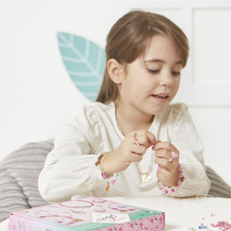 Produktbild: Feenschmuck &ndash; Magisches Bastelset f&uuml;r kreative Kinder (6 Schmuckst&uuml;cke)
