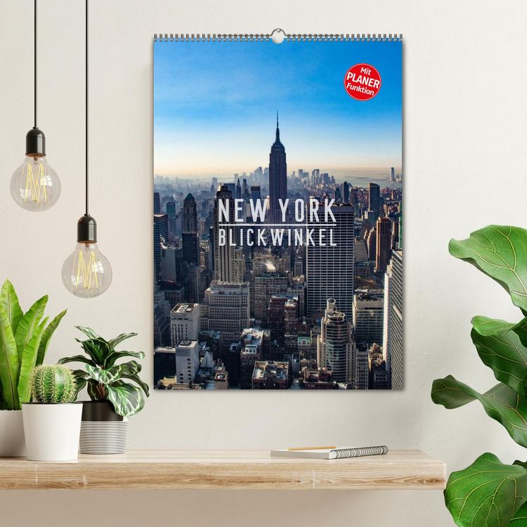 Produktbild: New York - Blickwinkel (Wandkalender 2026 DIN A2 hoch), CALVENDO Monatskalender