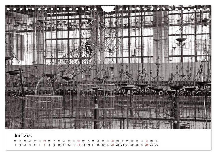 Produktbild: Helden der Arbeit - Alte Arbeitsmittel des Ruhrgebiets (Wandkalender 2026 DIN A4 quer), CALVENDO Monatskalender
