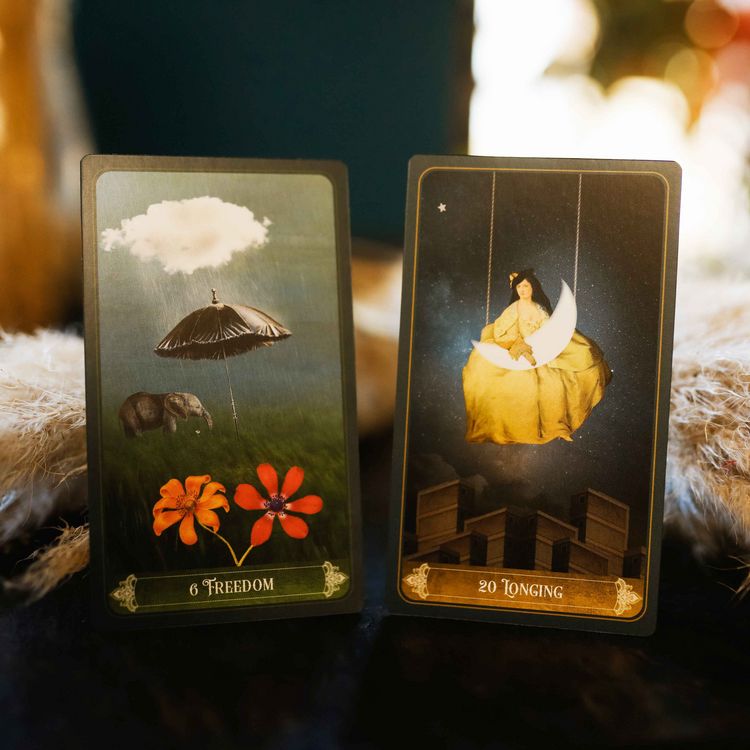 Produktbild: Love Oracle GB (English) - 40 cards & booklet