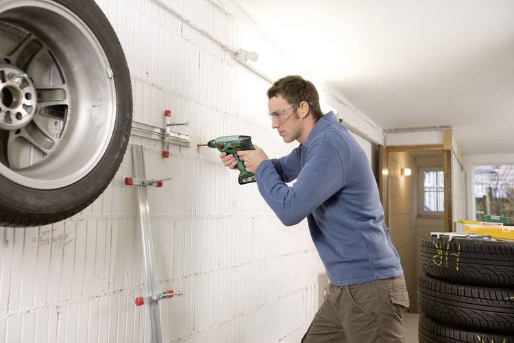 Produktbild: Bosch Home and Garden Uneo Maxx SDS-Quick-Akku-Bohrhammer 18 V 2.5 Ah Li-Ion inkl. 2. Akku, inkl. Koffer