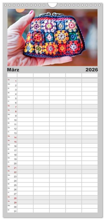 Produktbild: Familienplaner 2026 - Granny Square Kunst - Ein Jahr voller kreativer H&auml;kelideen mit 5 Spalten (Wandkalender, 21 x 45 cm) CALVENDO
