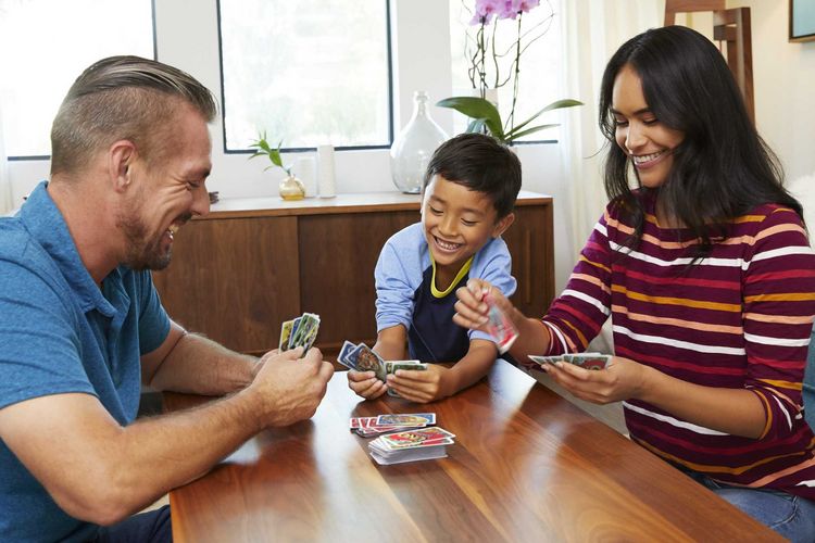 Produktbild: Mattel GKF04 - UNO Junior Kartenspiel, für Kinder ab 3 Jahren