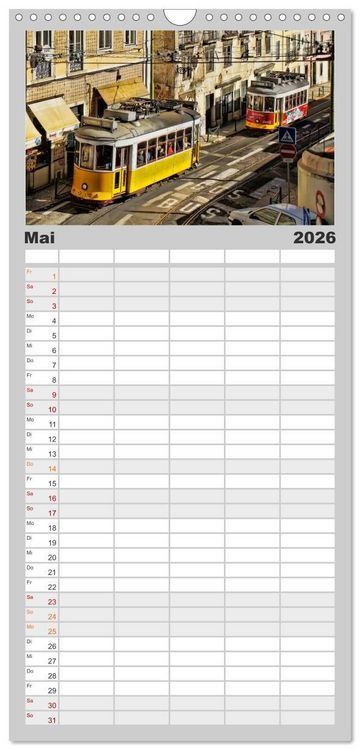 Produktbild: Familienplaner 2026 - Durch die Welt mit der Stra&szlig;enbahn mit 5 Spalten (Wandkalender, 21 x 45 cm) CALVENDO