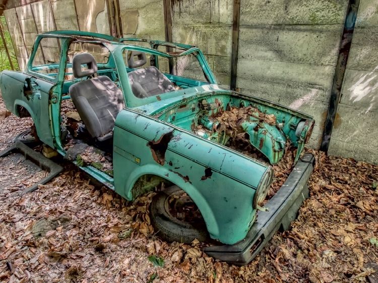 Produktbild: CALVENDO Puzzle Rostlaube - Trabant | 1000 Teile Lege-Gr&ouml;&szlig;e 64x48cm Foto-Puzzle f&uuml;r gl&uuml;ckliche Stunden