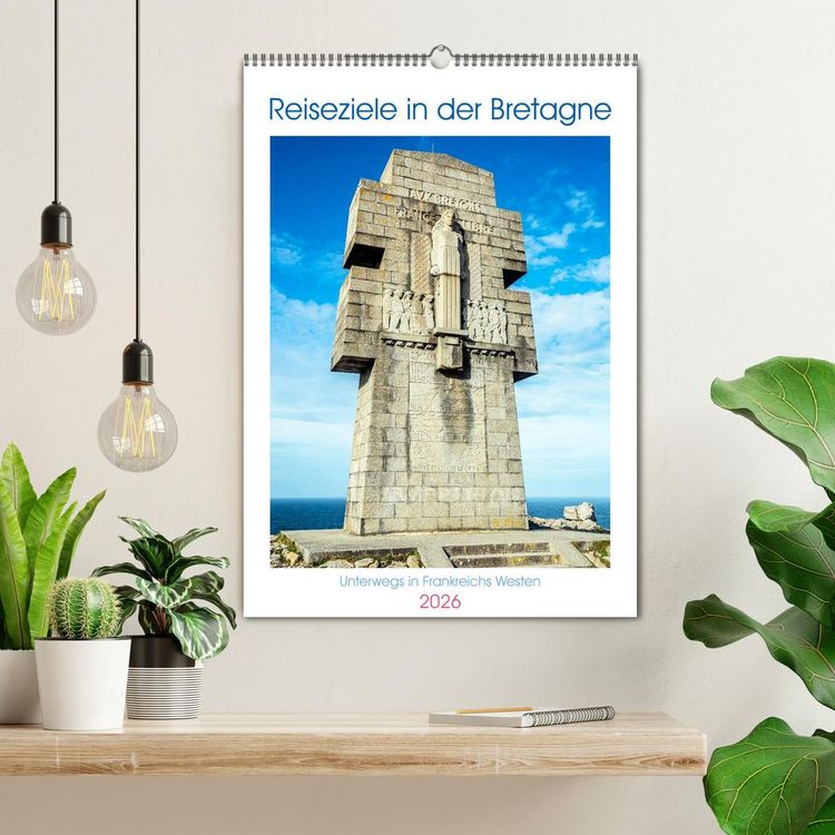 Produktbild: Reiseziele in der Bretagne (Wandkalender 2026 DIN A2 hoch), CALVENDO Monatskalender