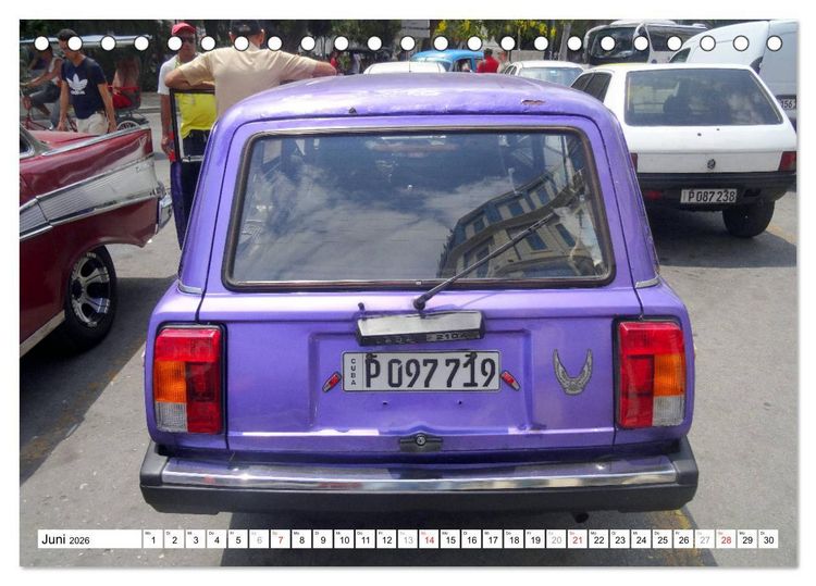 Produktbild: LADA KOMBI - Die sowjetische Auto-Legende WAS-2102 (Tischkalender 2026 DIN A5 quer), CALVENDO Monatskalender