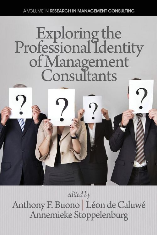 Produktbild: Exploring the Professional Identity of Management Consultants