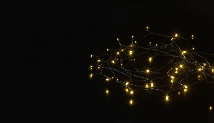 Produktbild: Sygonix SY-4722054 B&uuml;schellichterkette Innen/Au&szlig;en netzbetrieben Anzahl Leuchtmittel 200 LED Warmwei&szlig; Beleuchtete L&auml;nge: 39.85 m