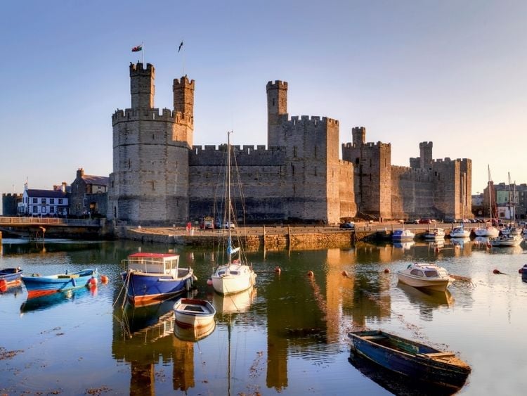 Produktbild: CALVENDO Puzzle Caernarfon Castle | 1000 Teile Lege-Gr&ouml;&szlig;e 64x48cm Foto-Puzzle f&uuml;r gl&uuml;ckliche Stunden