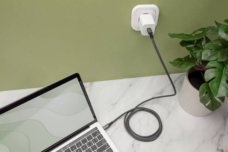 Produktbild: Digitus USB-C&reg; Kabel USB4&reg; USB-C&reg; Stecker 3.00 m Schwarz Geflechtschirm, Geschirmt, rei&szlig;fest, Rund, 8K UHD DB-300443-030-S
