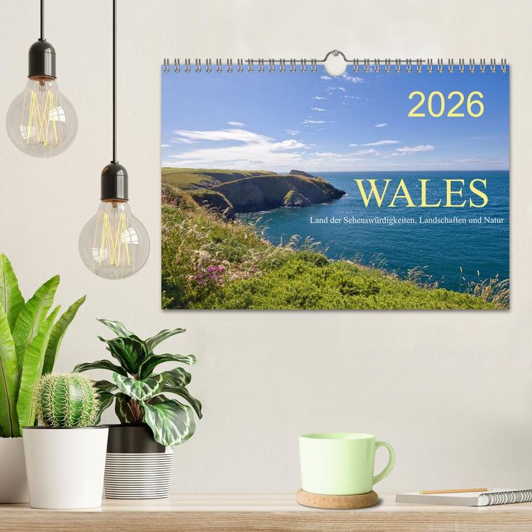 Produktbild: Wales Land der Sehensw&uuml;rdigkeiten, Landschaften und Natur (Wandkalender 2026 DIN A4 quer), CALVENDO Monatskalender