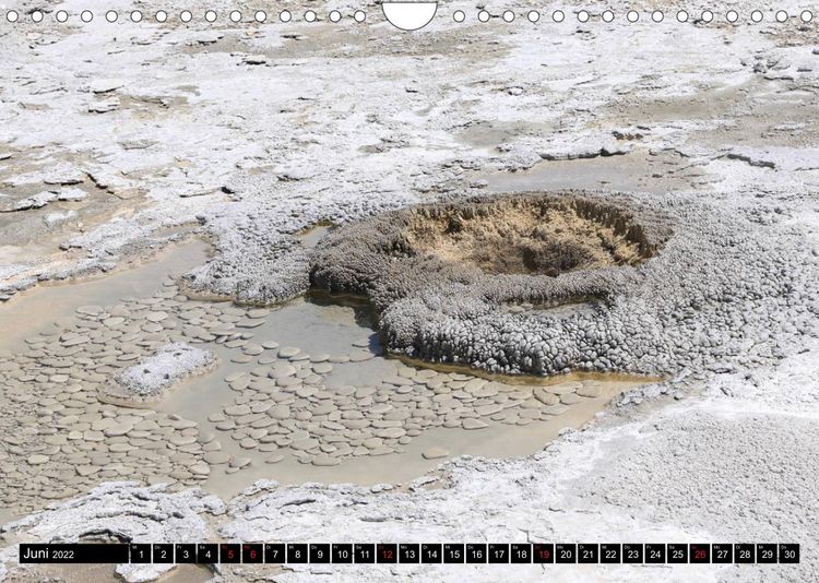 Produktbild: Zauberhaftes Yellowstone - Einzigartige Farben und Formen der Natur (Wandkalender 2022 DIN A4 quer)