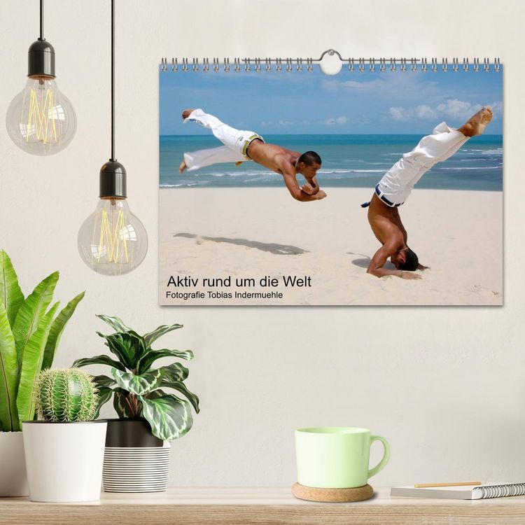 Produktbild: Aktiv rund um die Welt (Wandkalender 2026 DIN A4 quer), CALVENDO Monatskalender