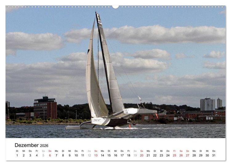 Produktbild: Gigantische Segel-Trimarane (hochwertiger Premium Wandkalender 2026 DIN A2 quer), Kunstdruck in Hochglanz