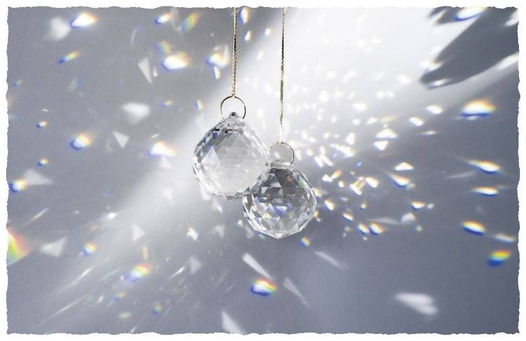 Produktbild: FOLIA Bastelartikel Sun Catcher CRYSTAL DUO, 2 Kristalle &Oslash; 3cm, 8m Goldgarn