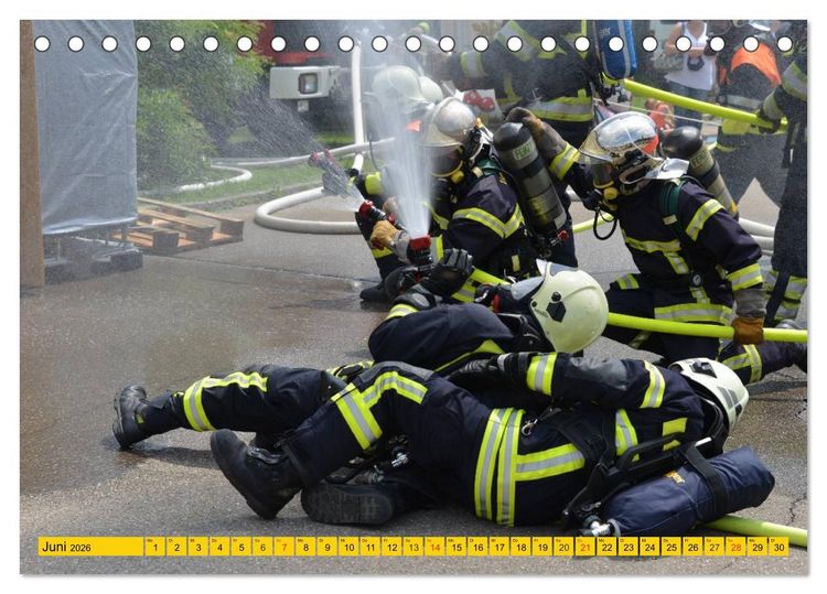 Produktbild: Die Feuerwehr. U.S. Firefighter im Einsatz (Tischkalender 2026 DIN A5 quer), CALVENDO Monatskalender