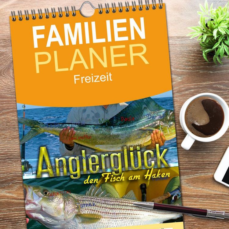 Produktbild: Familienplaner 2026 - Anglergl&uuml;ck - den Fisch am Haken mit 5 Spalten (Wandkalender, 21 x 45 cm) CALVENDO