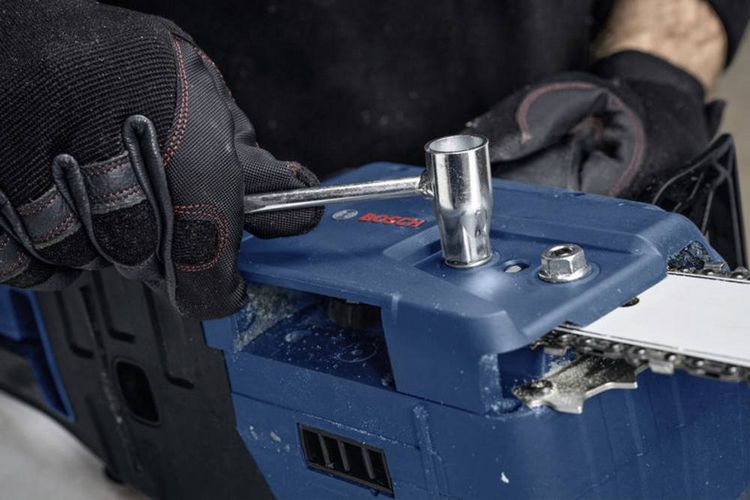 Produktbild: Bosch Professional GKE 18V-40 Akku Akku-Kettens&auml;ge Schwertl&auml;nge 360mm