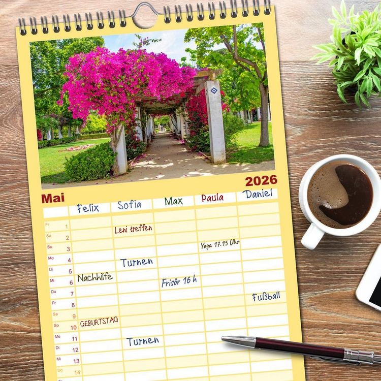 Produktbild: Familienplaner 2026 - Ein Herz f&uuml;r Sevilla mit 5 Spalten (Wandkalender, 21 x 45 cm) CALVENDO
